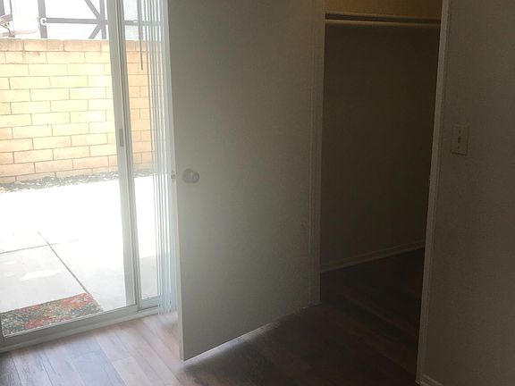 4th image of 531 W Wilson St #C101