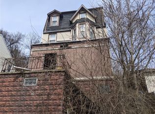 12 Joseph St, Pittsburgh, PA 15209