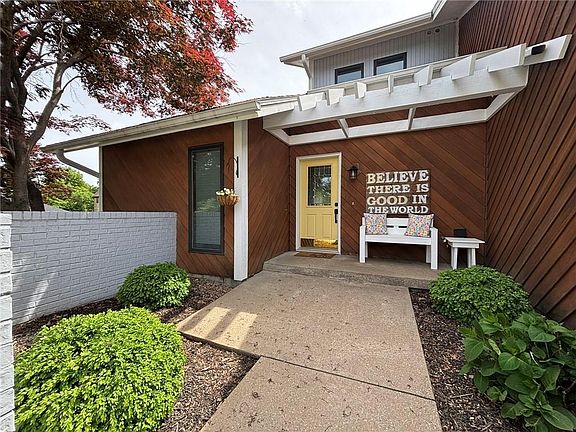 5th image of 4710 Woodfield Dr