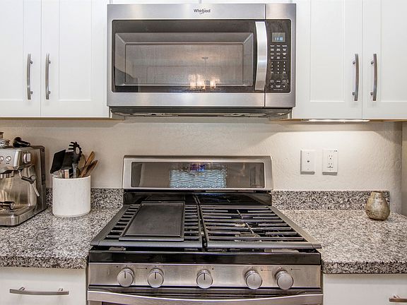 4th image of 5550 N 16th St APT 105