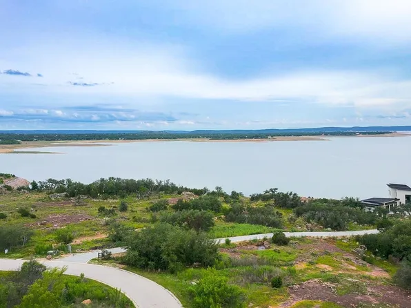 408 Peninsula Drive, Burnet, TX 78611