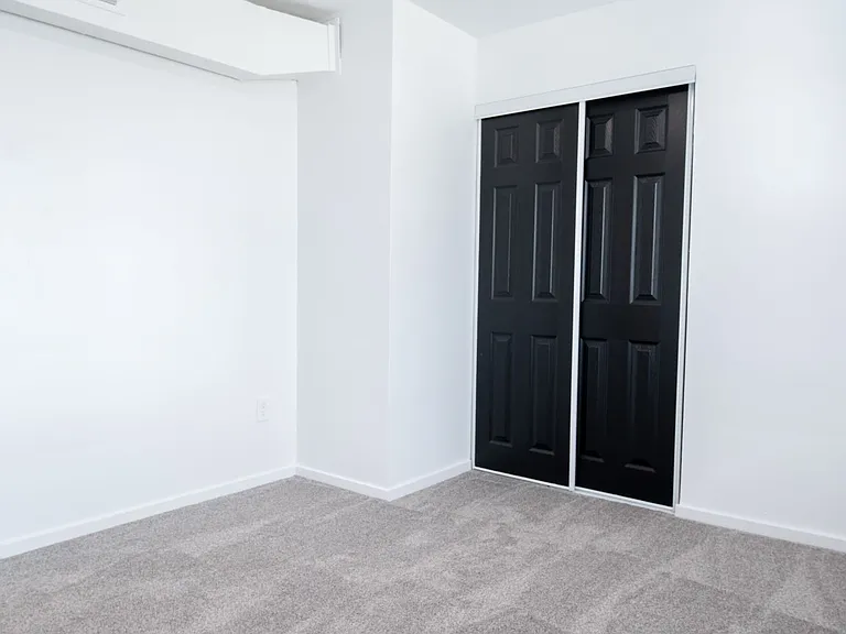 23 Midland Heights Cir #A — Photo 14