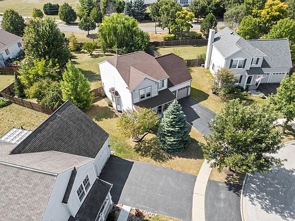 3rd image of 1032 S Arlington Ct