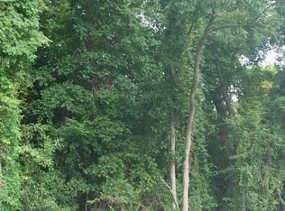 11 Washington Acres Rd, Hampstead, NC 28443