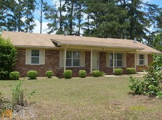 4 Forest Ave, Portal, GA 30450