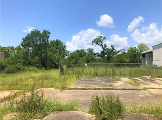 308 E Napoleon St, Sulphur, LA 70663