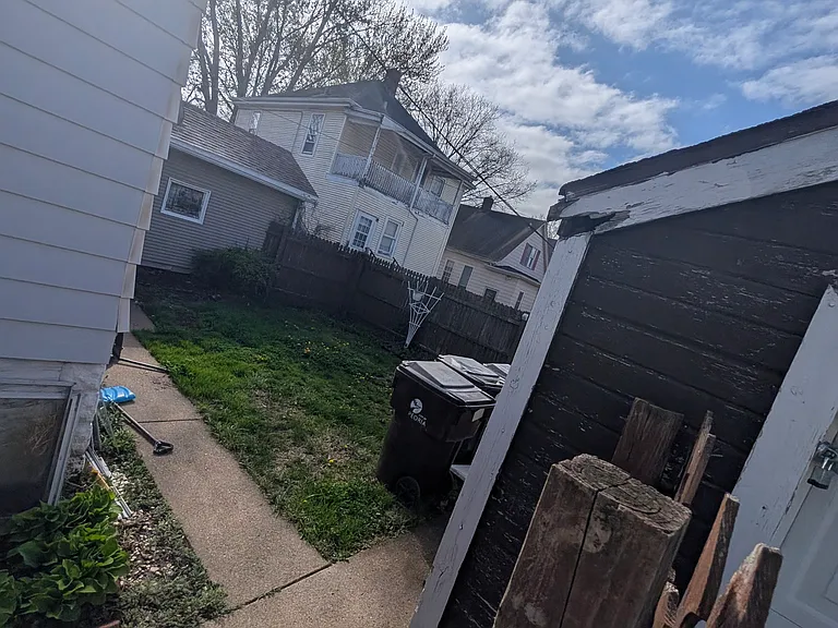 1108 E Arcadia Ave — Photo 47