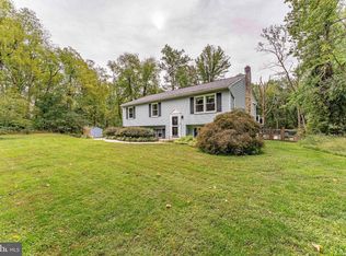 12 Landover Dr, Coatesville, PA 19320