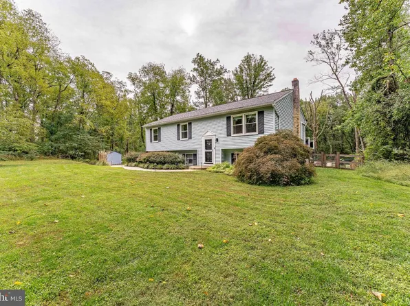 12 Landover Dr, Coatesville, PA 19320