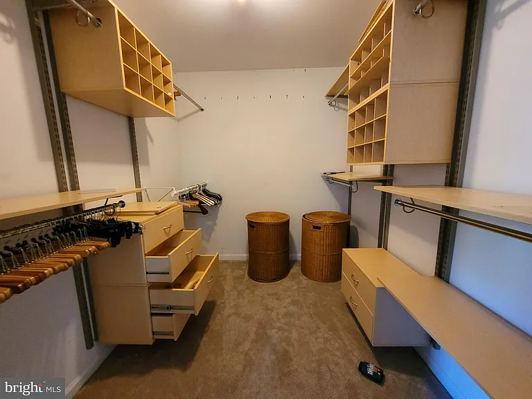 10 Bridle Ct — Photo 33