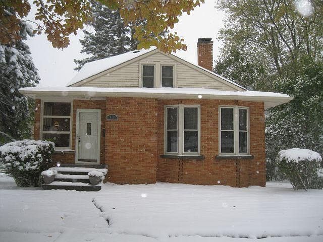 1st image of 920 Harvey Ave