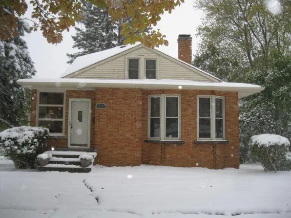 920 Harvey Ave, Watertown, WI 53094