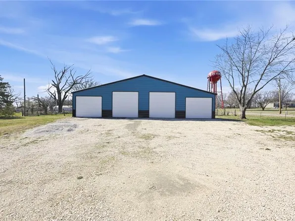 324 N Osborne St, Iola, KS 66749