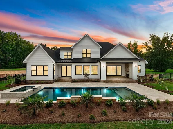 609 Marvin Rd, Waxhaw, NC 28173