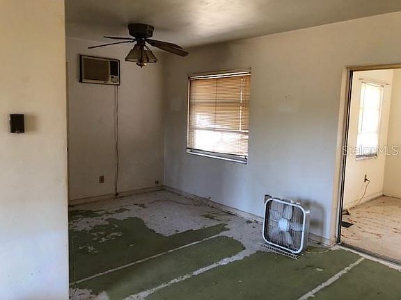 4th image of 1227 S San Remo Ave