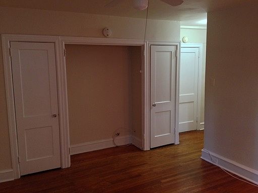 2nd image of 1333 Darby Rd APT 209