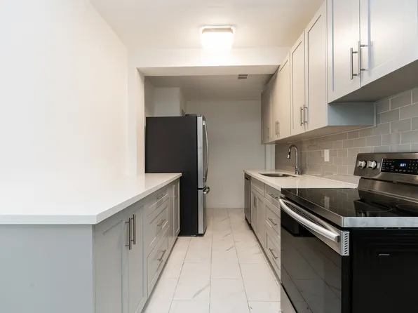 5 Mallory Gardens