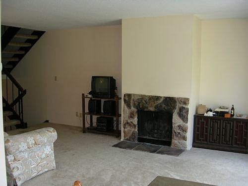 2nd image of 3278 Valley Ridge Dr