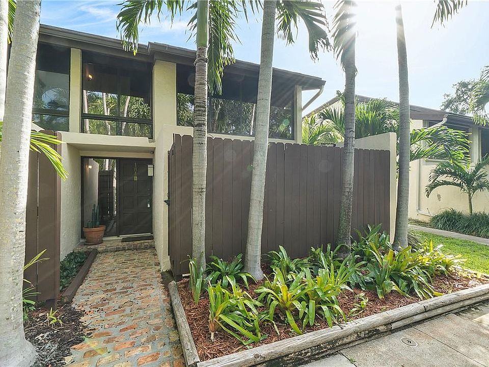 1st image of 19316 NE 26th Avenue #184C