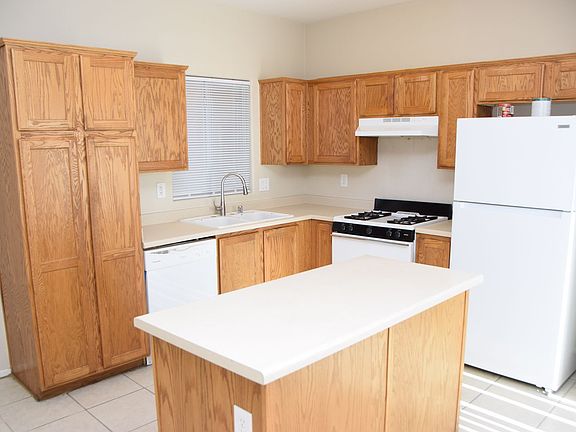 5th image of 3612 Terneza Ave