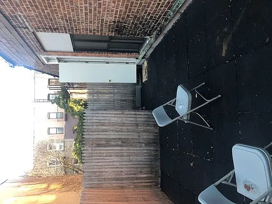 Rented by Carnegie Management Inc | media 4