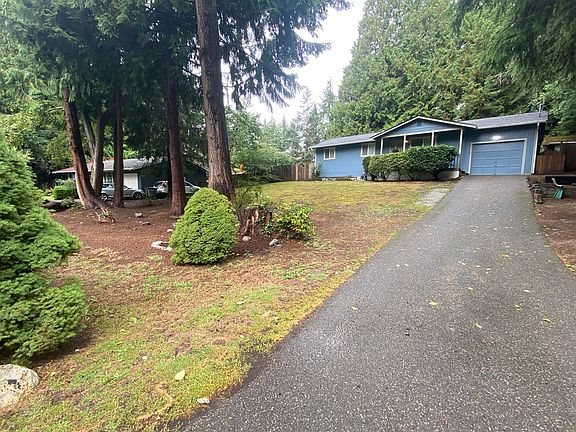 3rd image of 7990 NE Beachwood Ave
