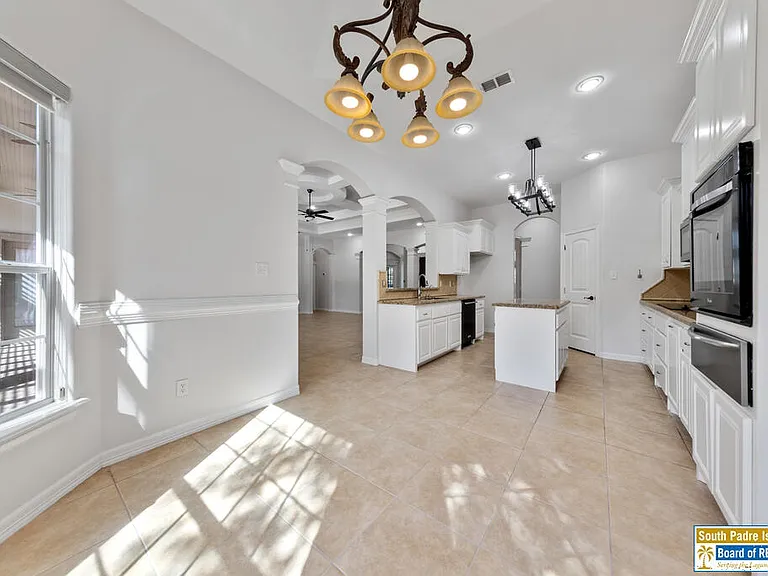 66 Laguna Madre Dr — Photo 9