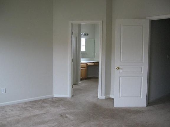 5th image of 1143 Cotton Rosser Way