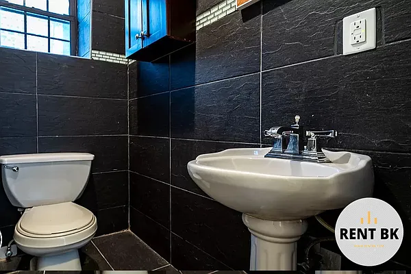 Rented by RENTBK LLC | media 9