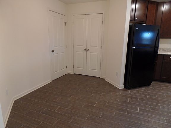 5th image of 5494 Nottinghamshire Ln