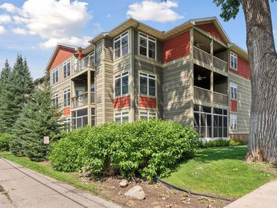 2530 E 34th St APT 304, Minneapolis, MN, 55406