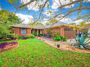 612 Sunny Brook Dr, Leander, TX 78641