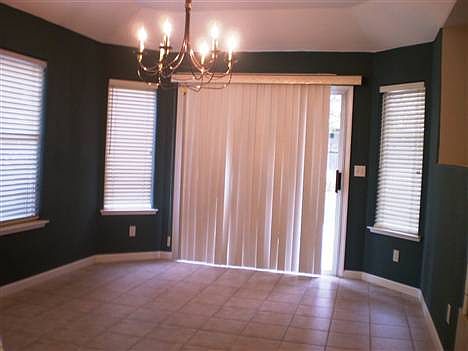 5th image of 1622 E Emerald Ave