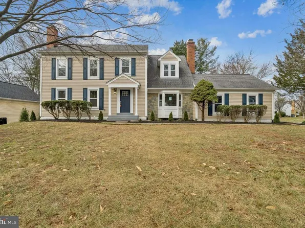 13143 Fern Hollow Ct, Oak Hill, VA 20171