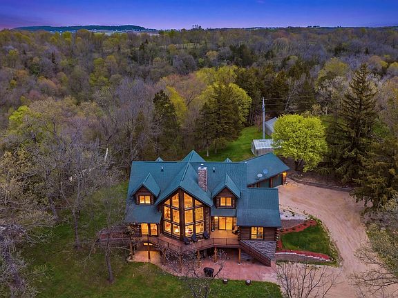 2nd image of 18134 Paradise Valley Rd