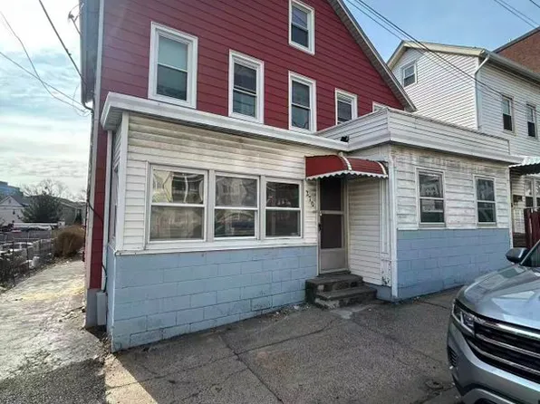 270 W Main St, Stamford, CT 06902