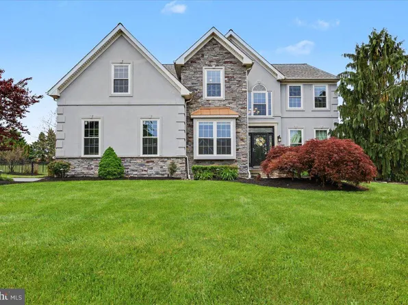 144 Fox Run Dr, Collegeville, PA 19426