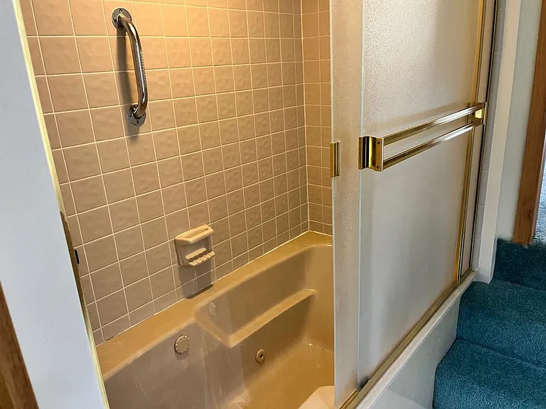 2930 Ravines Rd — Photo 21