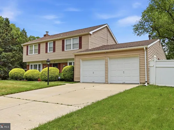 61 Elsin Ln, Willingboro, NJ 08046