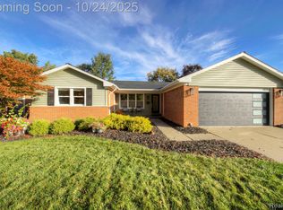 43764 Hanford Rd, Canton, MI 48187