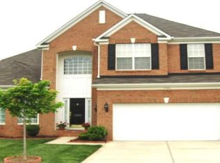10200 Kirkmont Dr, Charlotte, NC 28269