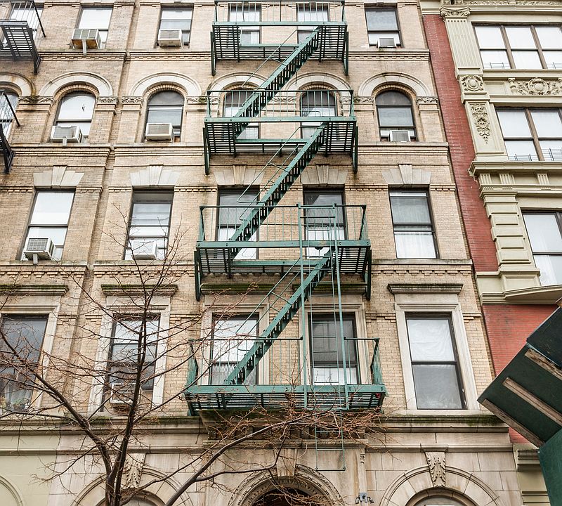 1st image of 304 W 112th St APT G