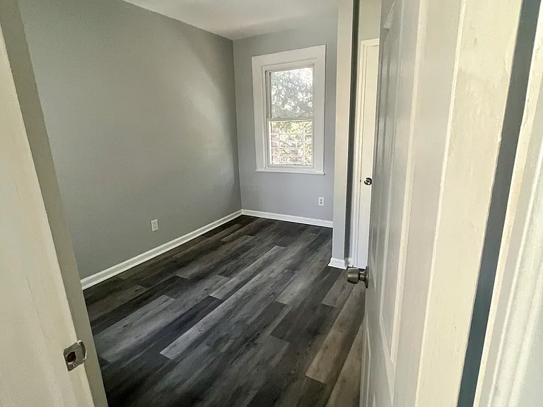 95 Alexander St #2 — Photo 3
