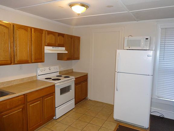 4th image of 60 Court St APT 2