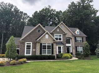 518 Long Cv, Avon Lake, OH 44012