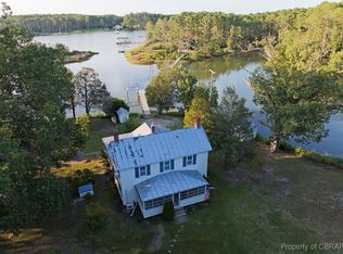 186 Bay Shore Point Rd, Port Haywood, VA 23138