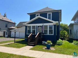 1006 N 11th St, Superior, WI 54880