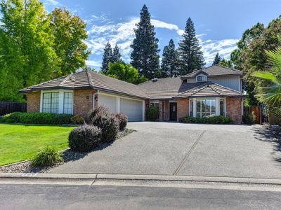 100 Buck Cir, Folsom, CA, 95630