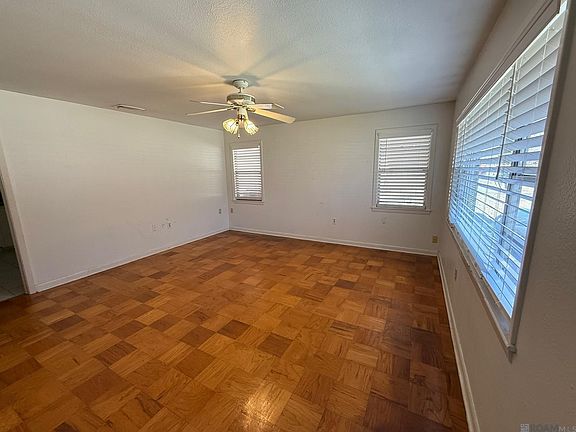 2nd image of 288 E Parkland Dr