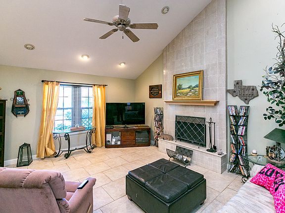4th image of 13822 Doubloon St